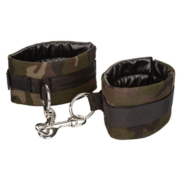 0019965_colt-camo-universal-cuffs_ymdvd5ntyflyxw5a.jpeg